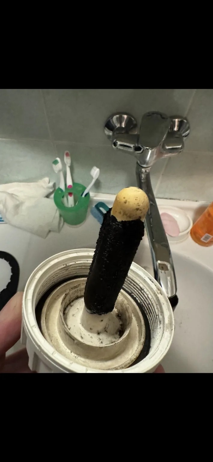 Magnet filtru pokrytý černým magnetitem